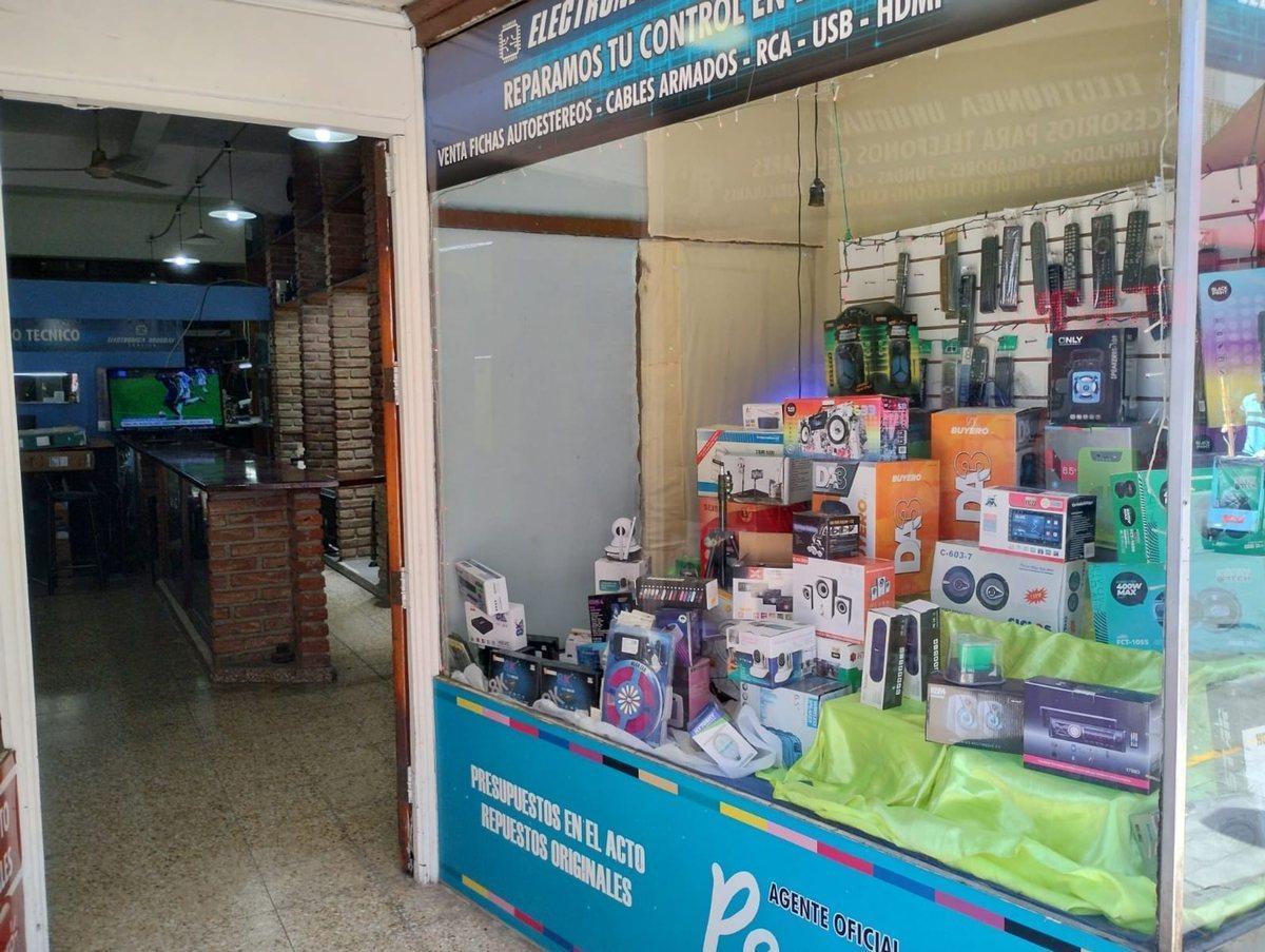 Foto de VENTA LOCAL CENTRO CORDOBA 91 m² RENTA +10% USD, imagen 4