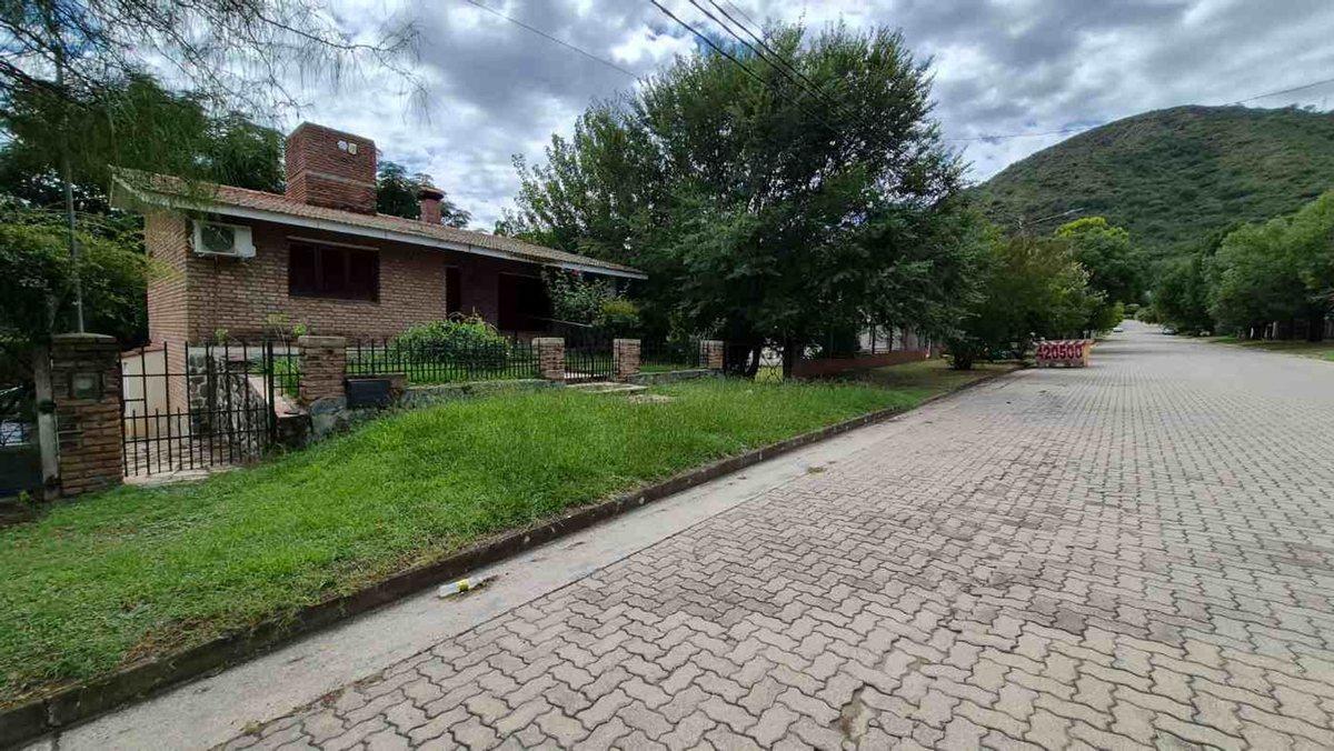Foto de VENTA CASA MÁS DEPARTAMENTO EN VILLA CARLOS PAZ, imagen 4