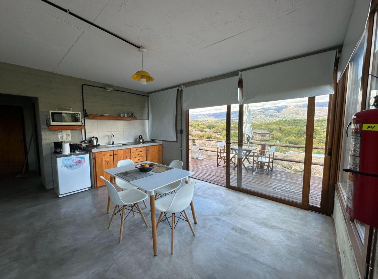 Foto de VENTA COMPLEJO NONO 4 UNIDADES CON JACUZZI Y DPTO, imagen 1