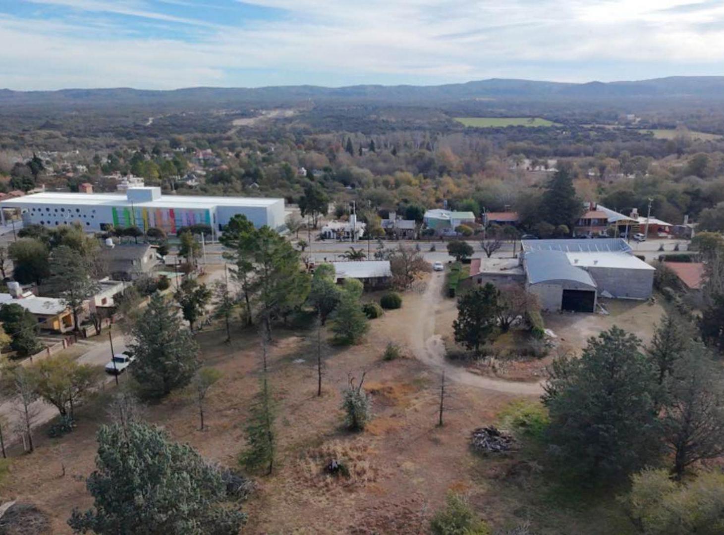 Foto de VENTA LOCAL DPTOS LOTES RUTA INGRESO MINA CLAVERO, imagen 1