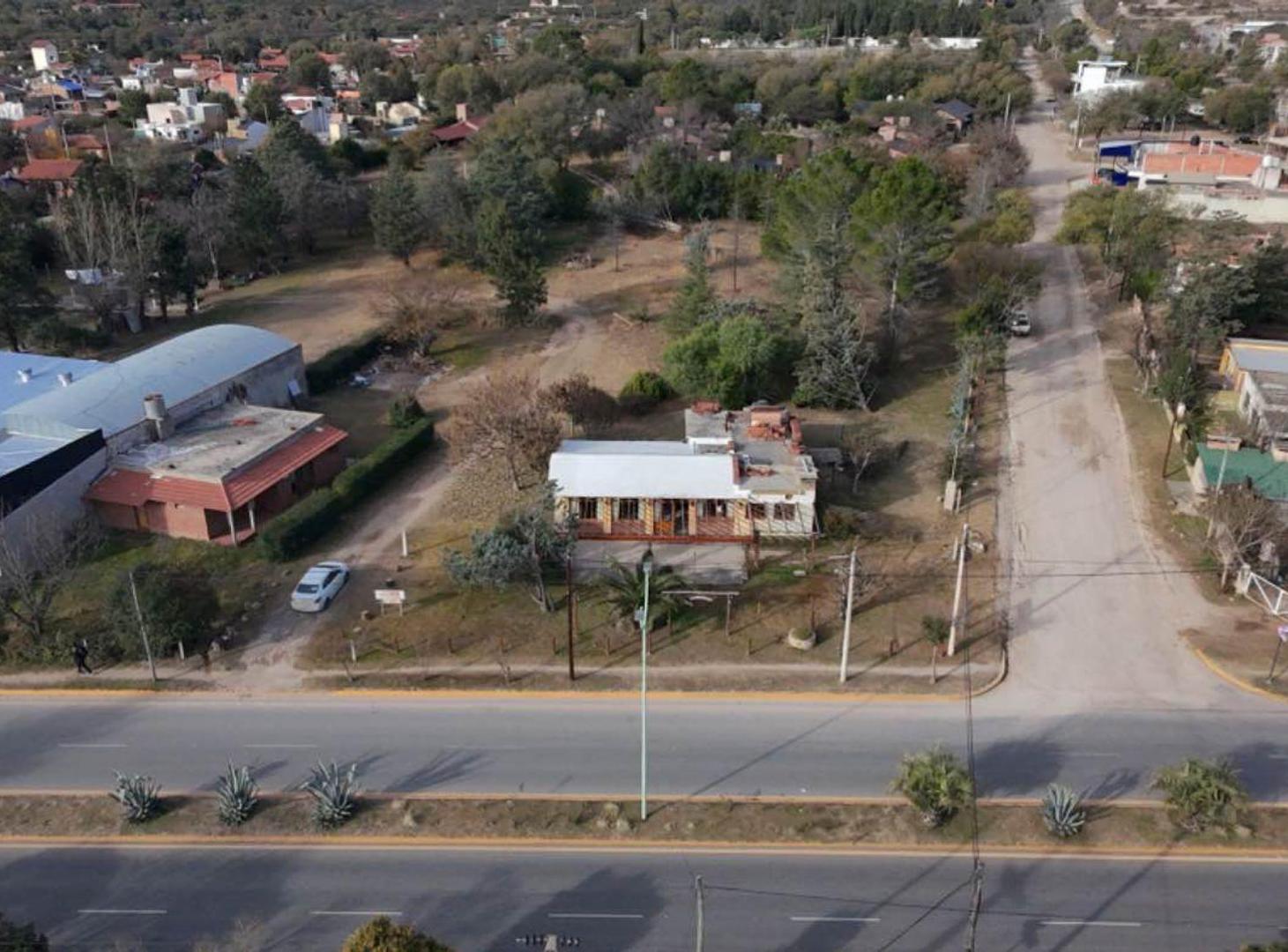 Foto de VENTA LOCAL DPTOS LOTES RUTA INGRESO MINA CLAVERO, imagen 3