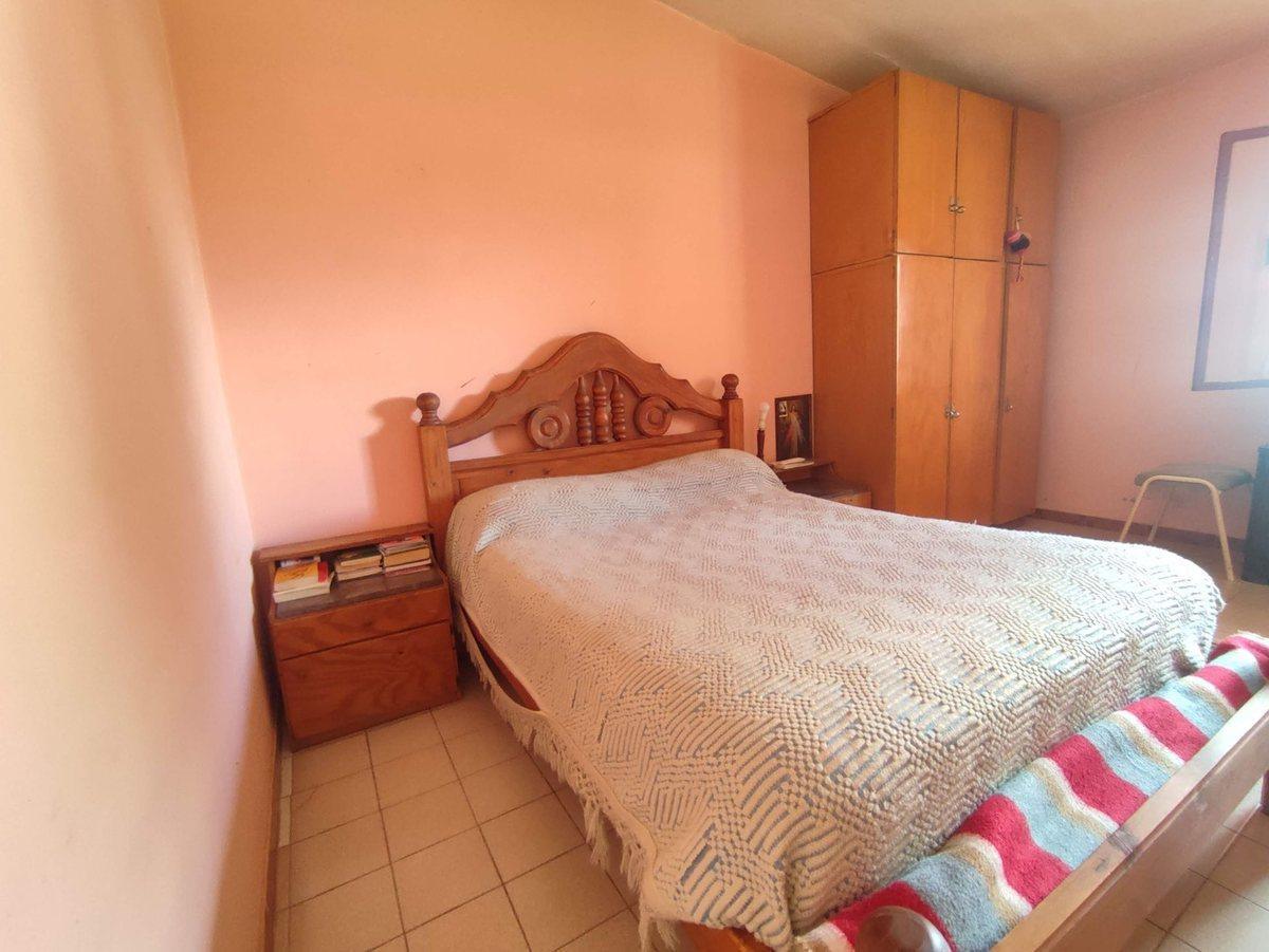 Foto de VENTA CASA 3 DORMITORIOS Y QUINCHO VILLA ALLENDE, imagen 2