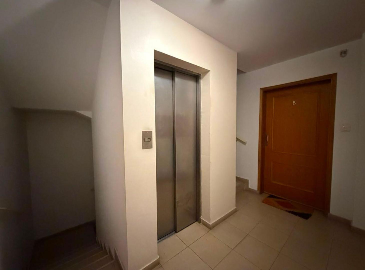 Foto de VENTA DEPTO 2 DORM GENERAL PAZ, imagen 5