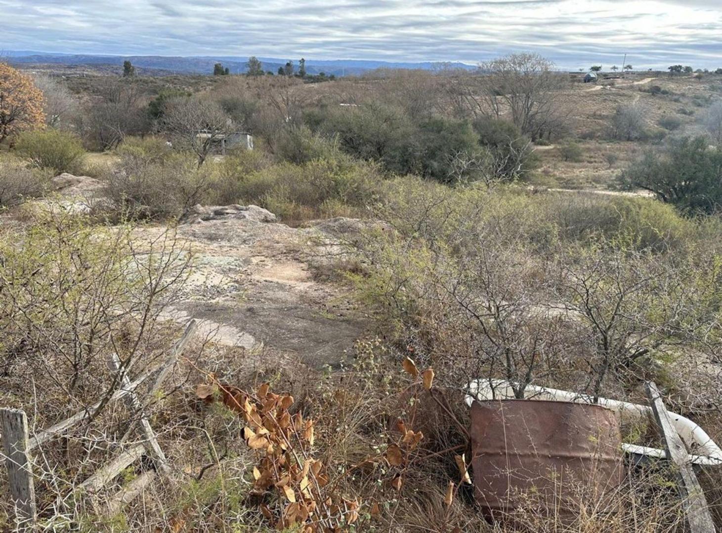 Foto de OPORTUNIDAD LOTE DE 3500M2 CON CASA CABALANGO, imagen 4