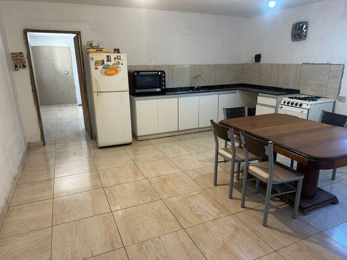 Foto de VENTA CASA 3 DORMITORIOS BARRIO EL CERRITO, imagen 3