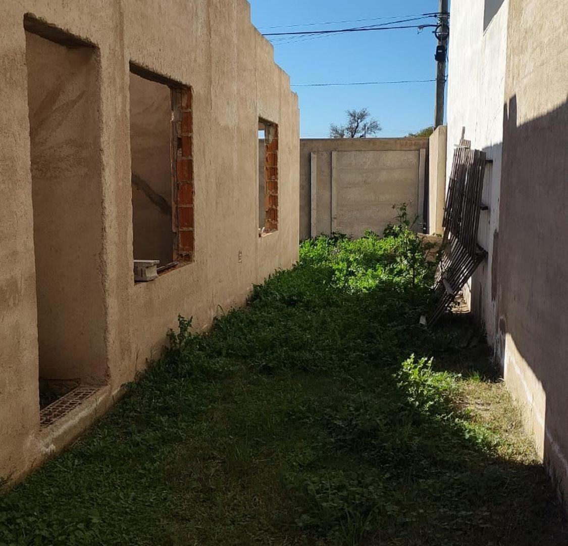 Foto de VENTA CASA A TERMINAR BARRIO VILLA ESPACIA, imagen 4