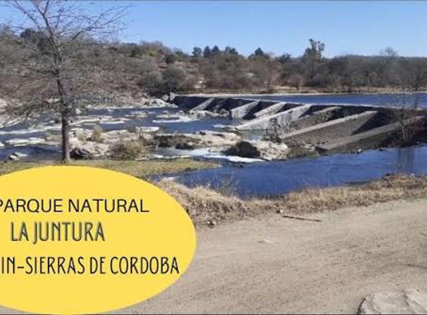 Foto de VENTA TERRENO PLANO EN COSQUIN 1450M2, imagen 3