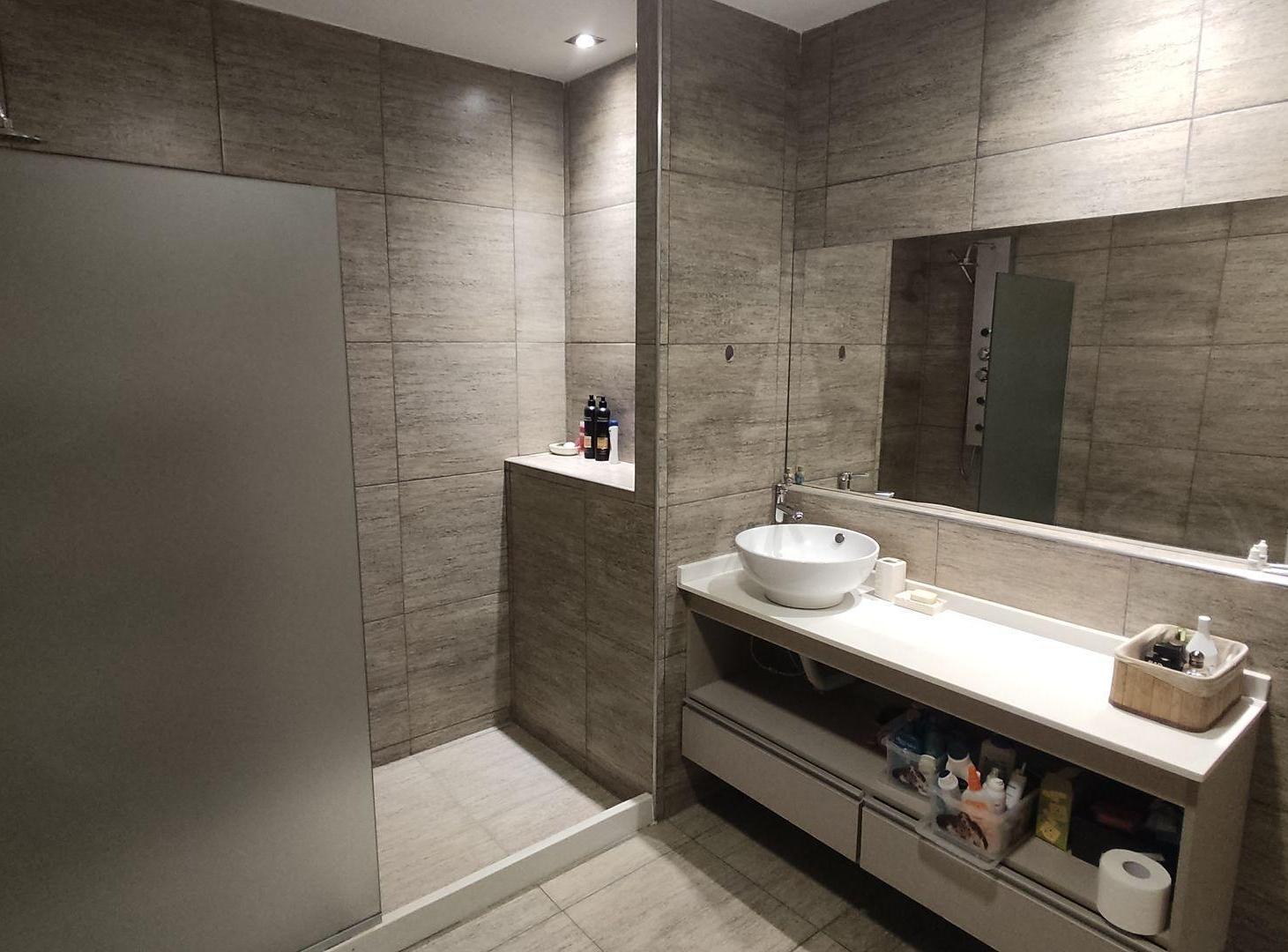 Foto de VENTA DTO DUPLEX 3 DORM FRENTE AL LAGO AMENITIES, imagen 2