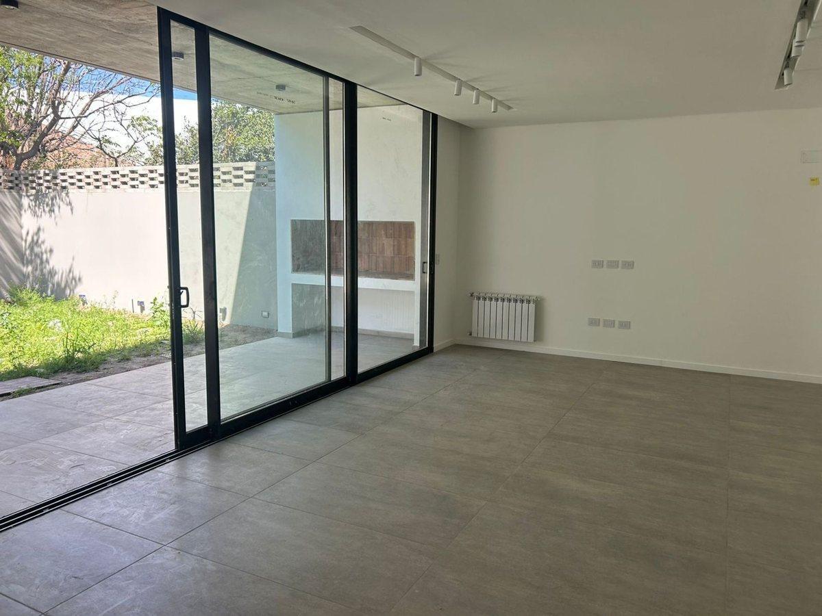 Foto de VENTA DUPLEX HOUSING 3 DORM CERRO DE LAS ROSAS, imagen 5
