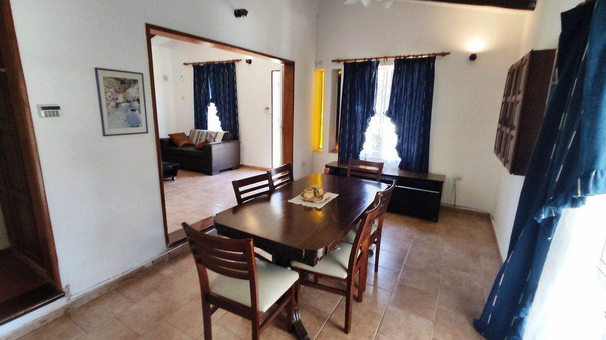 Foto de VENTA CASA 3 DORM PISCINA ESCRITURA CARLOS PAZ, imagen 5