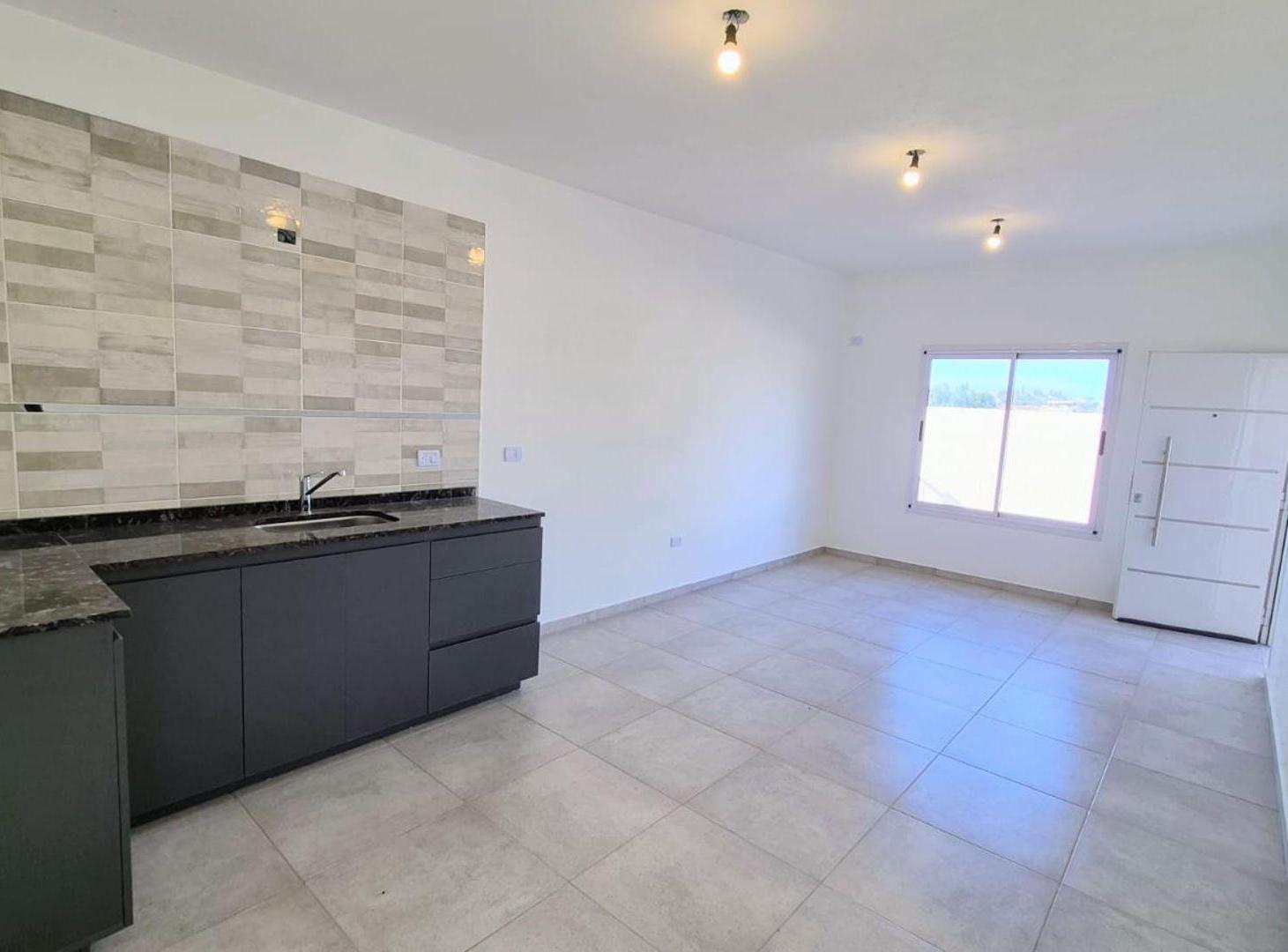 Foto de VENTA DEPARTAMENTO A ESTRENAR SANTA CRUZ DEL LAG, imagen 3