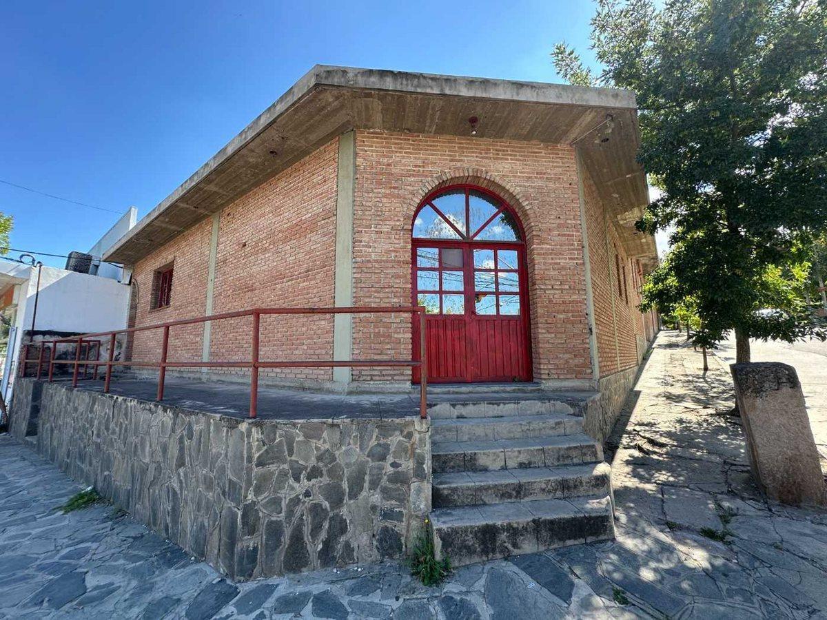 Foto de VENTA LOCAL ESQUINA COMERCIAL MINA CLAVERO CENTRO, imagen 3