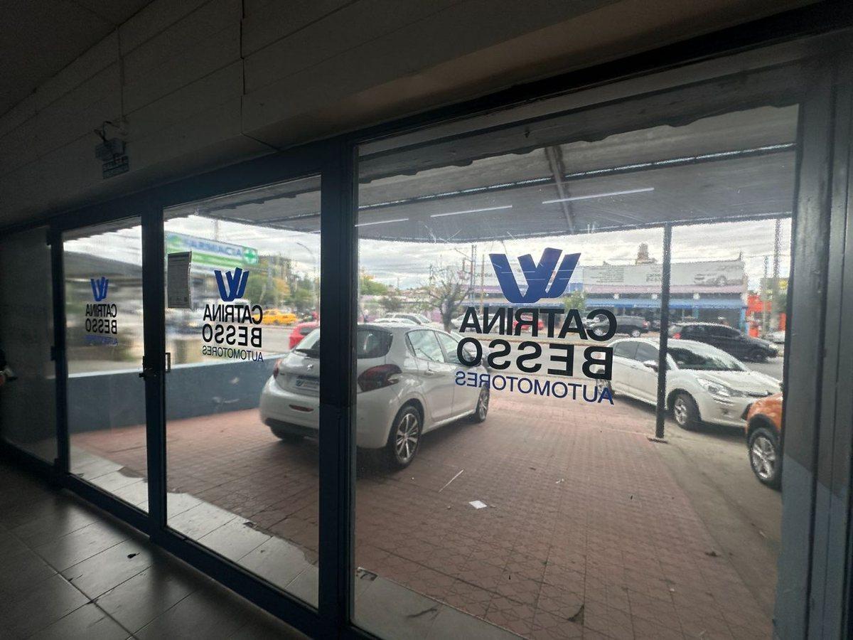 Foto de VENTA GALPON LOCAL COMERCIAL RENTABLE FUERZA AEREA, imagen 3