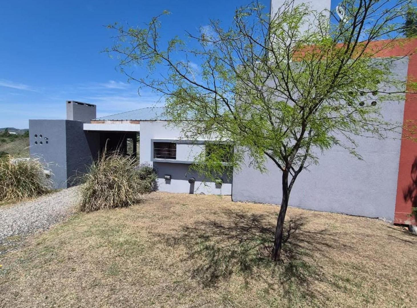 Foto de VENTA CASA 2 DORMITORIOS PILETA POTRERO GARAY CBA, imagen 2