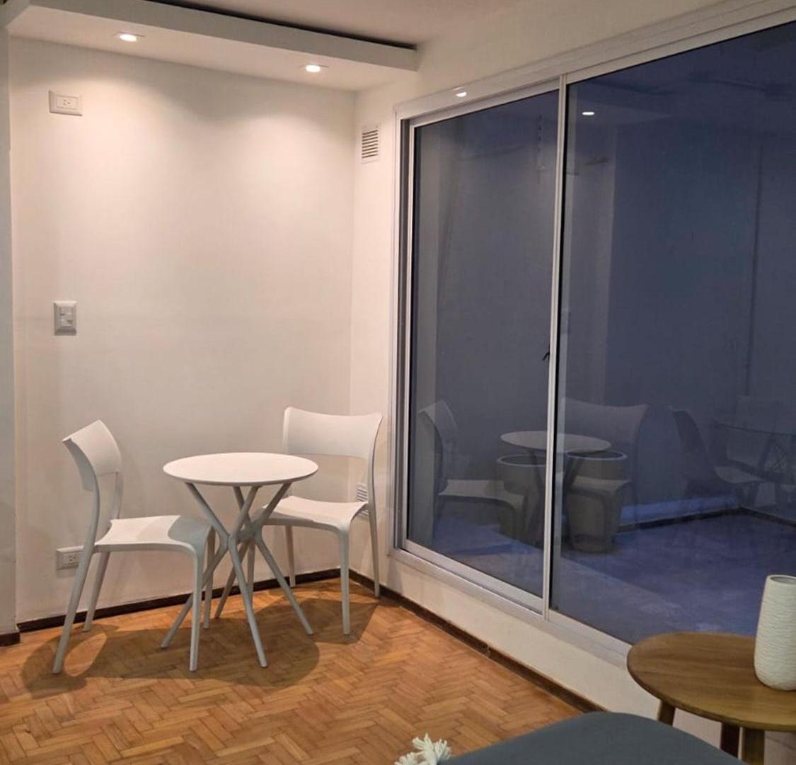 Foto de DPTO. AMOBLADO CON PATIO EXCELENTE UBICACION, imagen 2