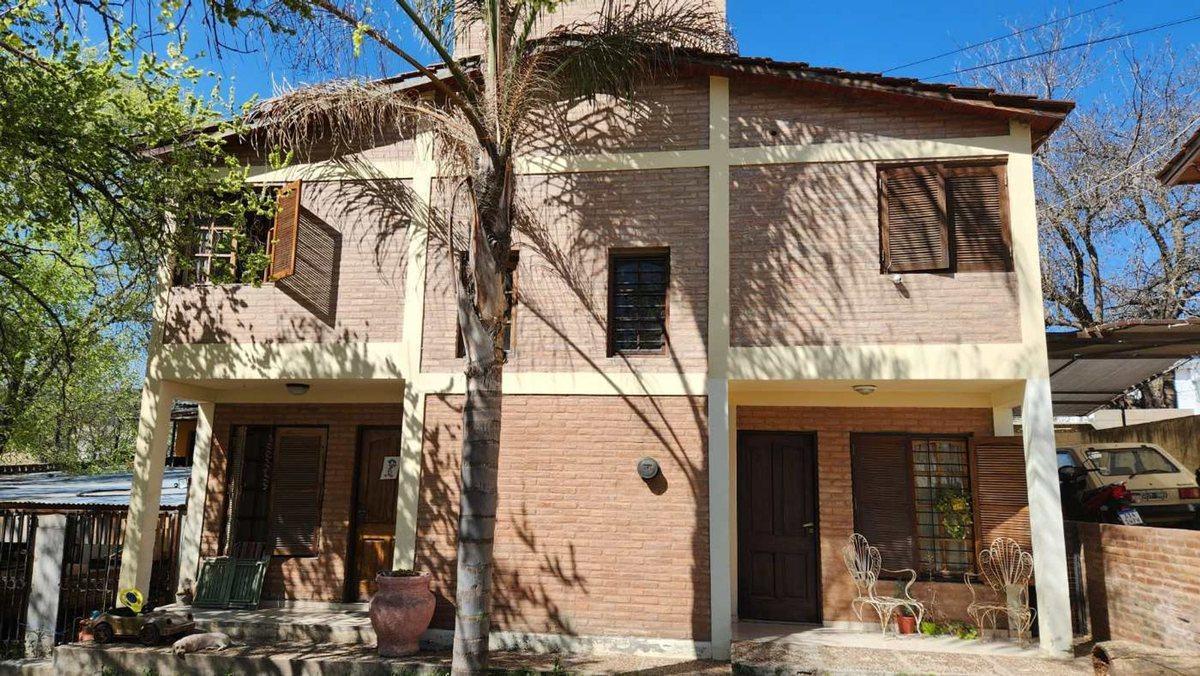 Foto de VENTA COMPLEJO CON 3 DUPLEX Y 2 LOCALES, imagen 1