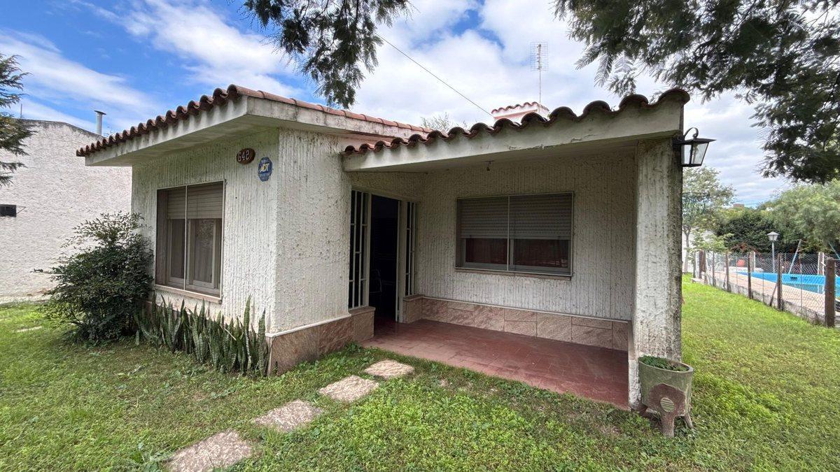Foto de VENTA CASA 2 DORMITORIOS CON PILETA RIO CEBALLOS, imagen 3