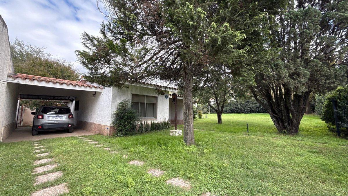 Foto de VENTA CASA 2 DORMITORIOS CON PILETA RIO CEBALLOS, imagen 2