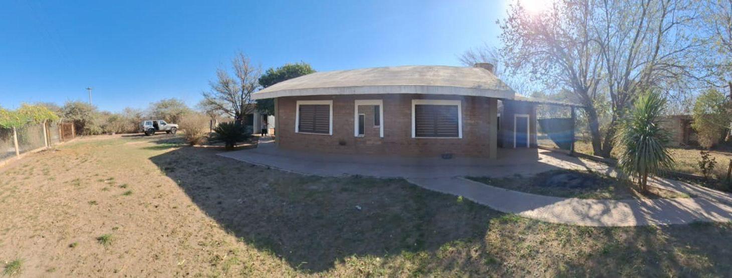 Foto de VENTA CASA CAMPO 4 HA + GALPON MALVINAS ARGENTINAS, imagen 1