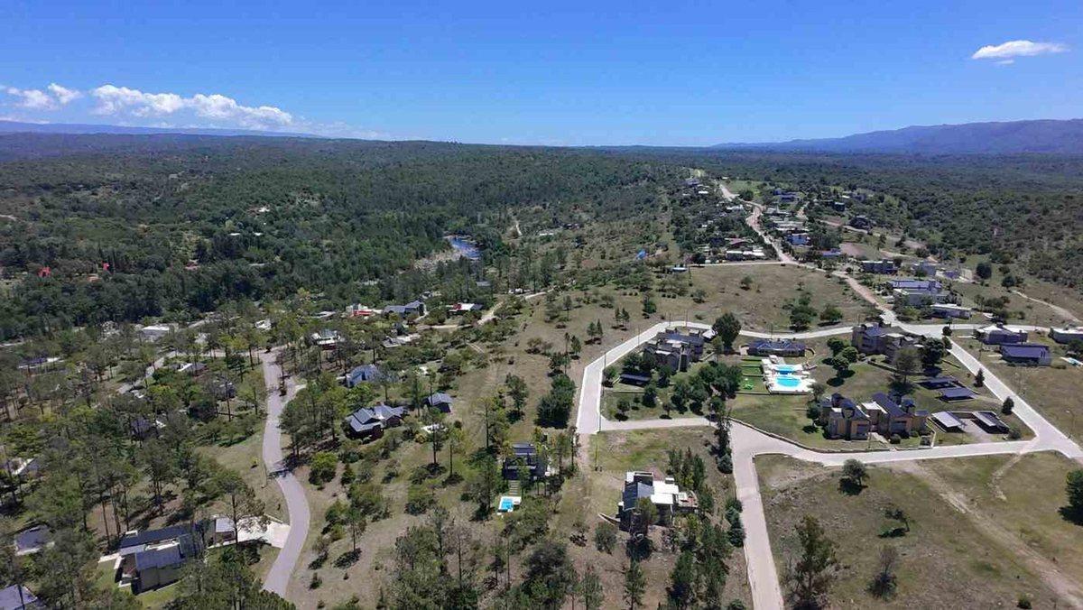 Foto de VENTA LOTE SANTA ROSA DE CALAMUCHITA 972M2, imagen 5