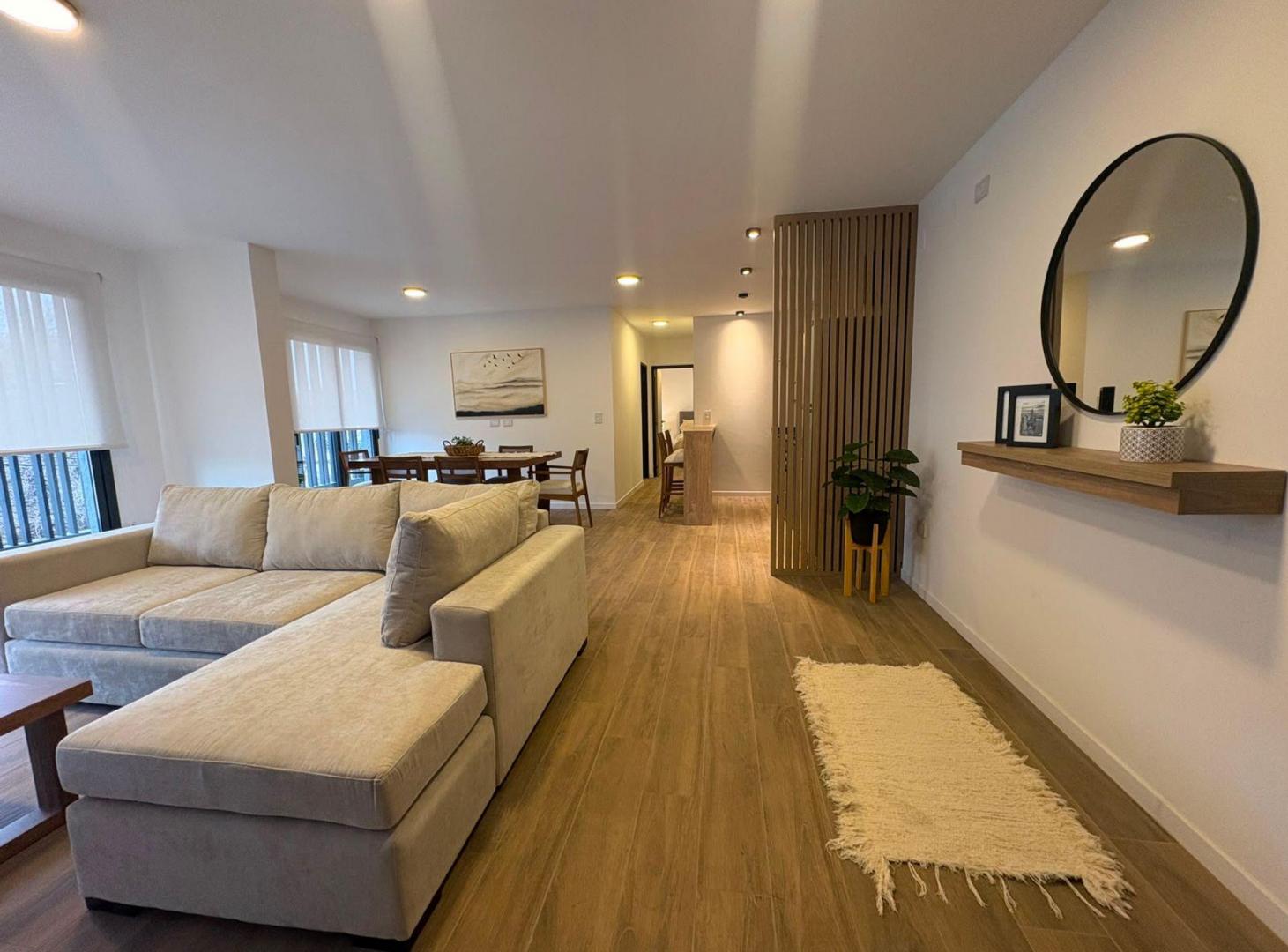 Foto de VENTA DEPTO 2 DORM BALCON AMOBLADO CARLOS PAZ, imagen 1