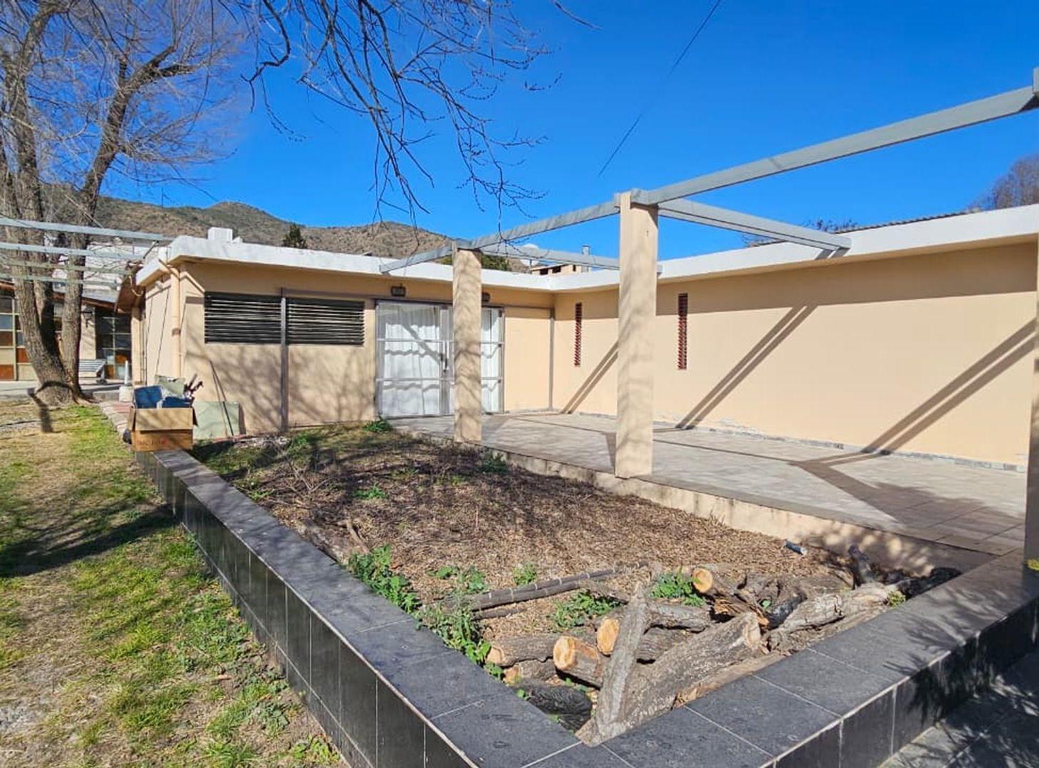 Foto de VENTA CASA 2 DORM CON PILETA EN EL DORADO 1, imagen 4