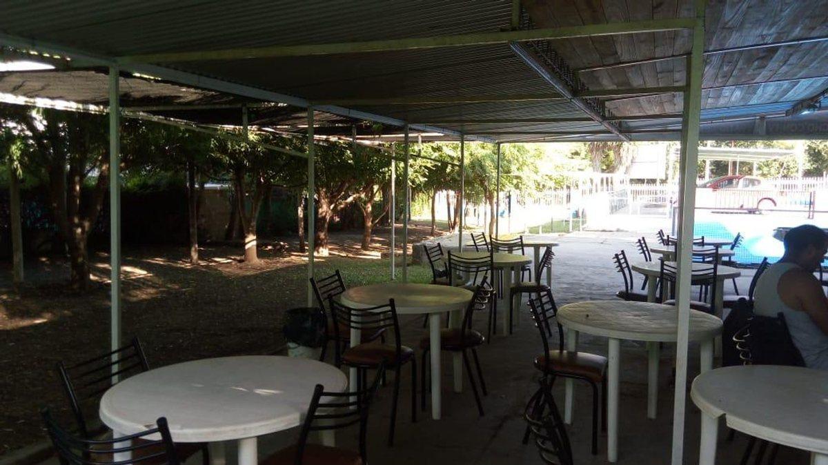 Foto de VENTA PROPIEDAD SALON PILETA QUINCHO BAÑOS COCINAS, imagen 2