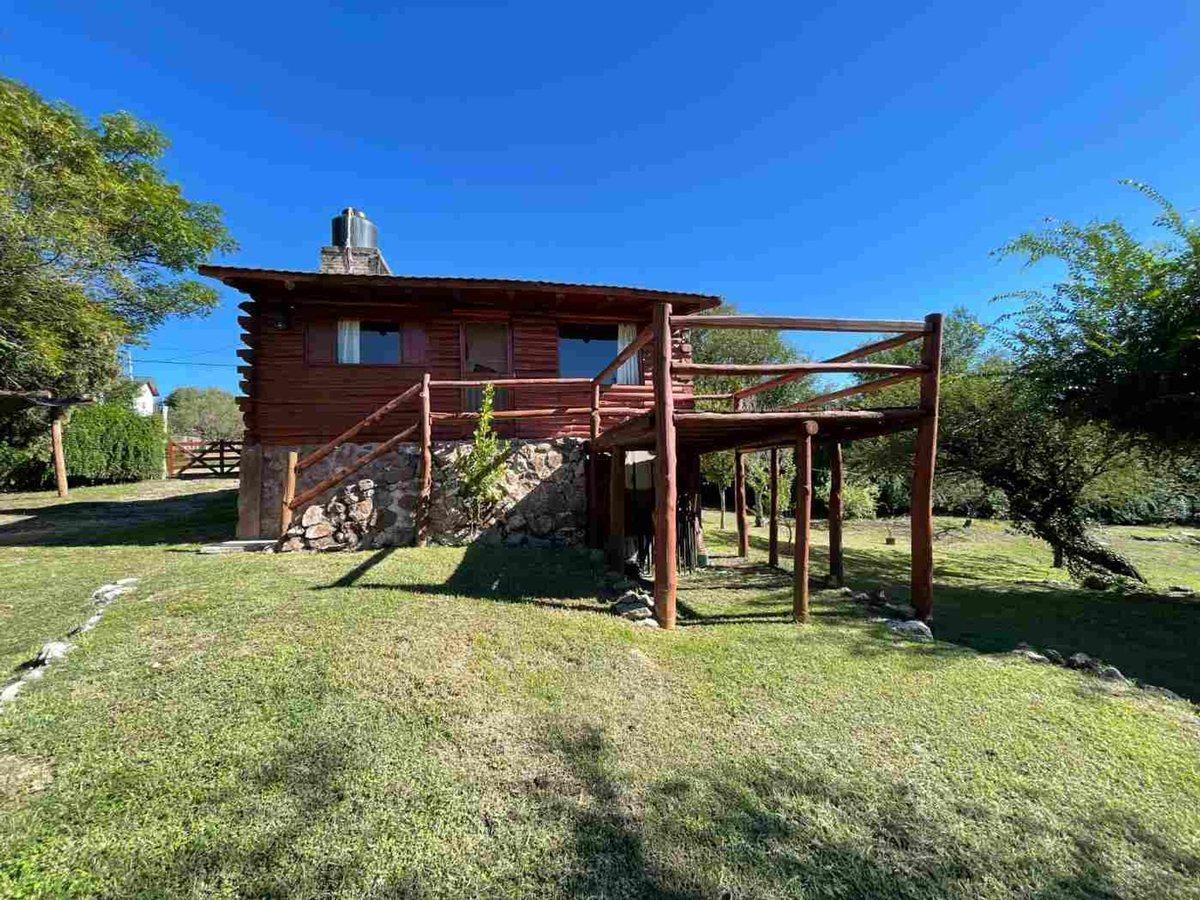 Foto de Venta Cabaña 2 dorm San Antonio con Pileta, imagen 1