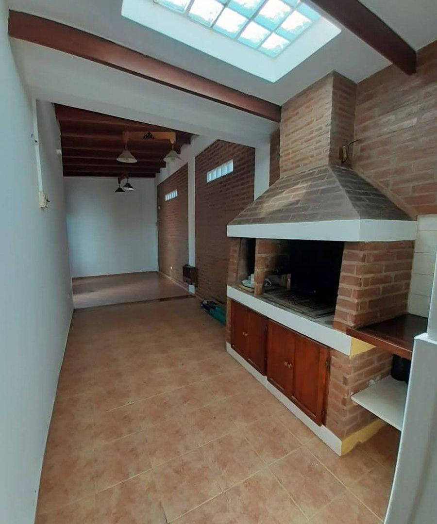 Foto de VENTA INVERSION CASA Y 5DTOS RETORNO 11 PORCIENTO, imagen 5