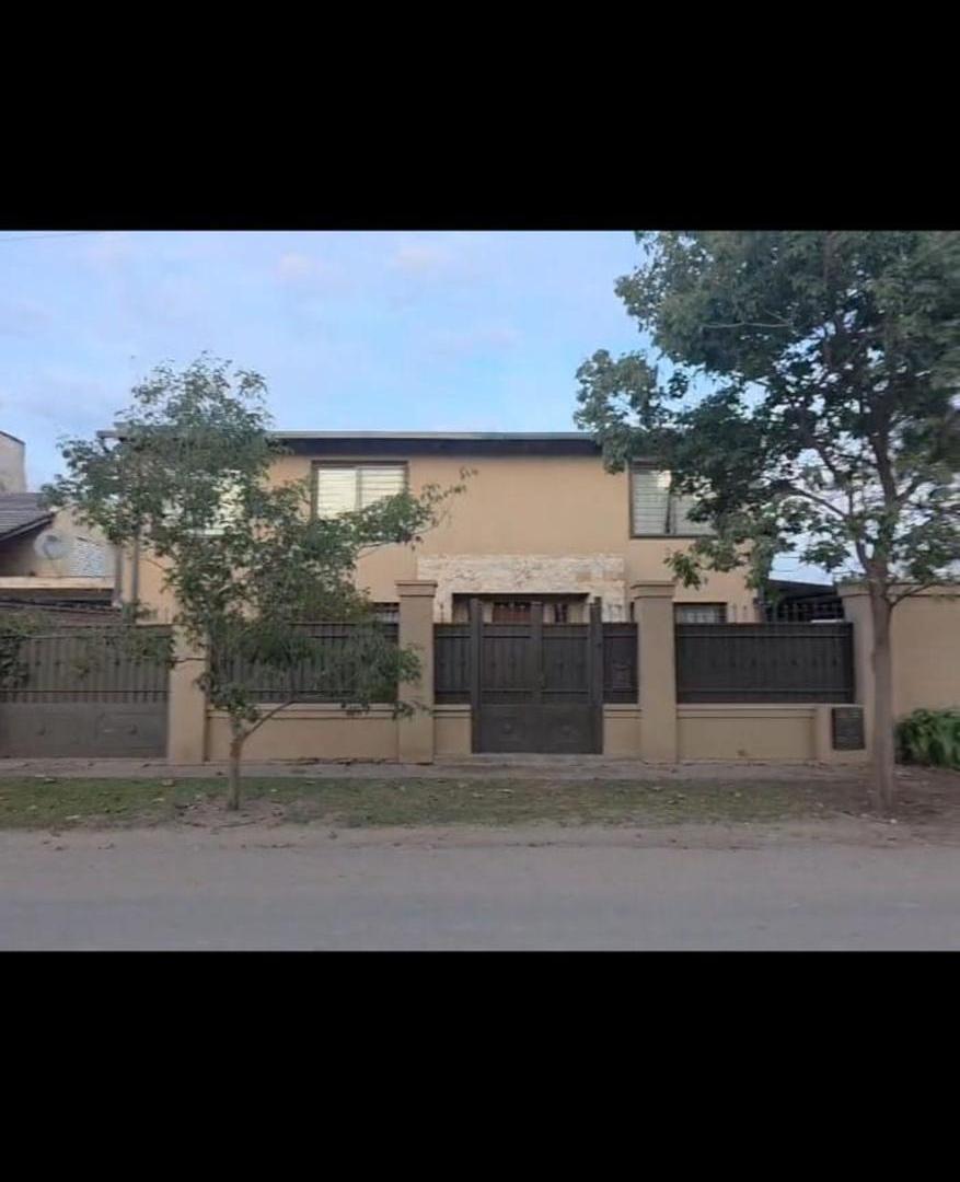 Foto de Venta Casa de 8 ambientes, en Calera , Córdoba, imagen 1