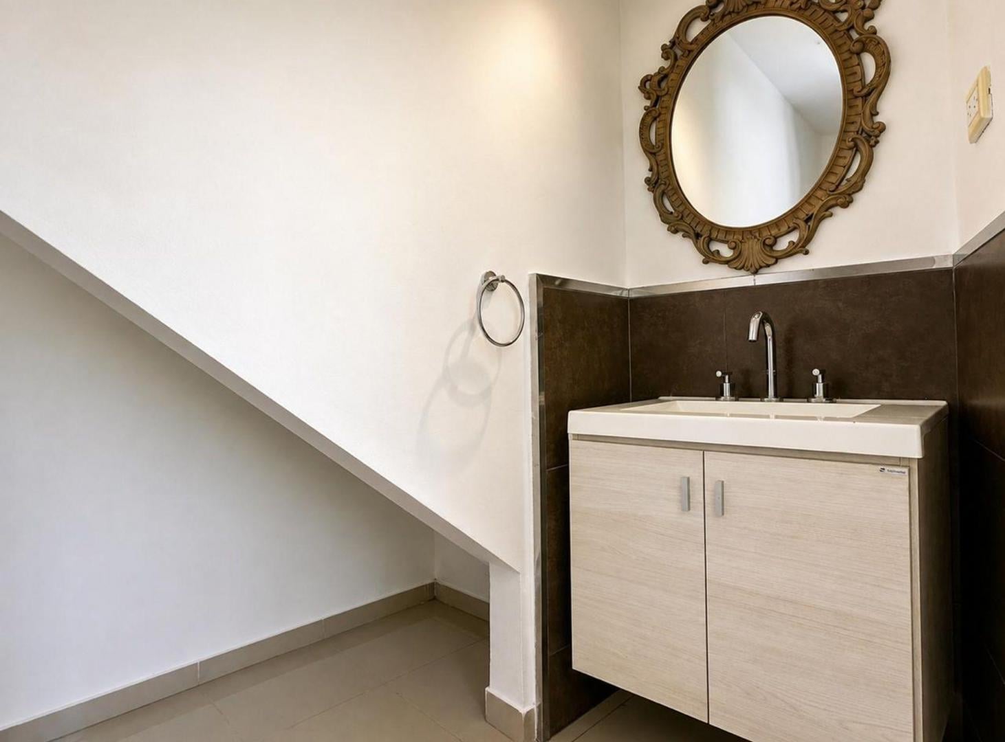 Foto de Venta Duplex Chacras del Norte frente a plaza, imagen 4