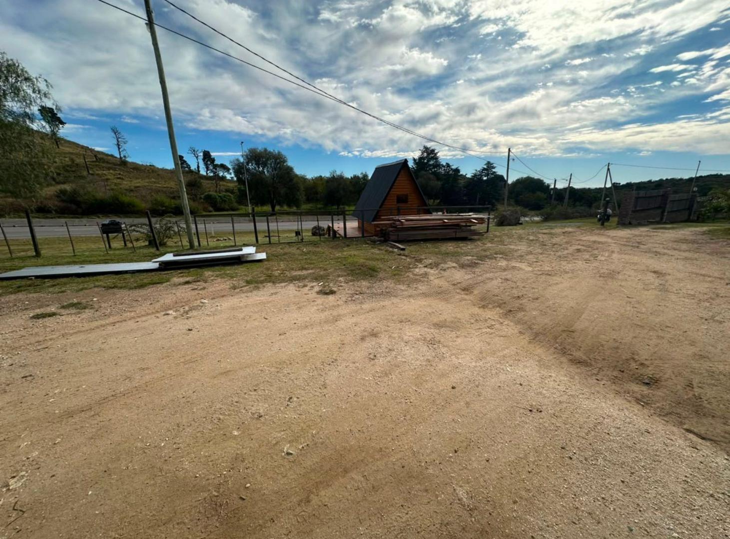 Foto de Venta Local+2 Galpones Viviendas en V. C. América, imagen 5