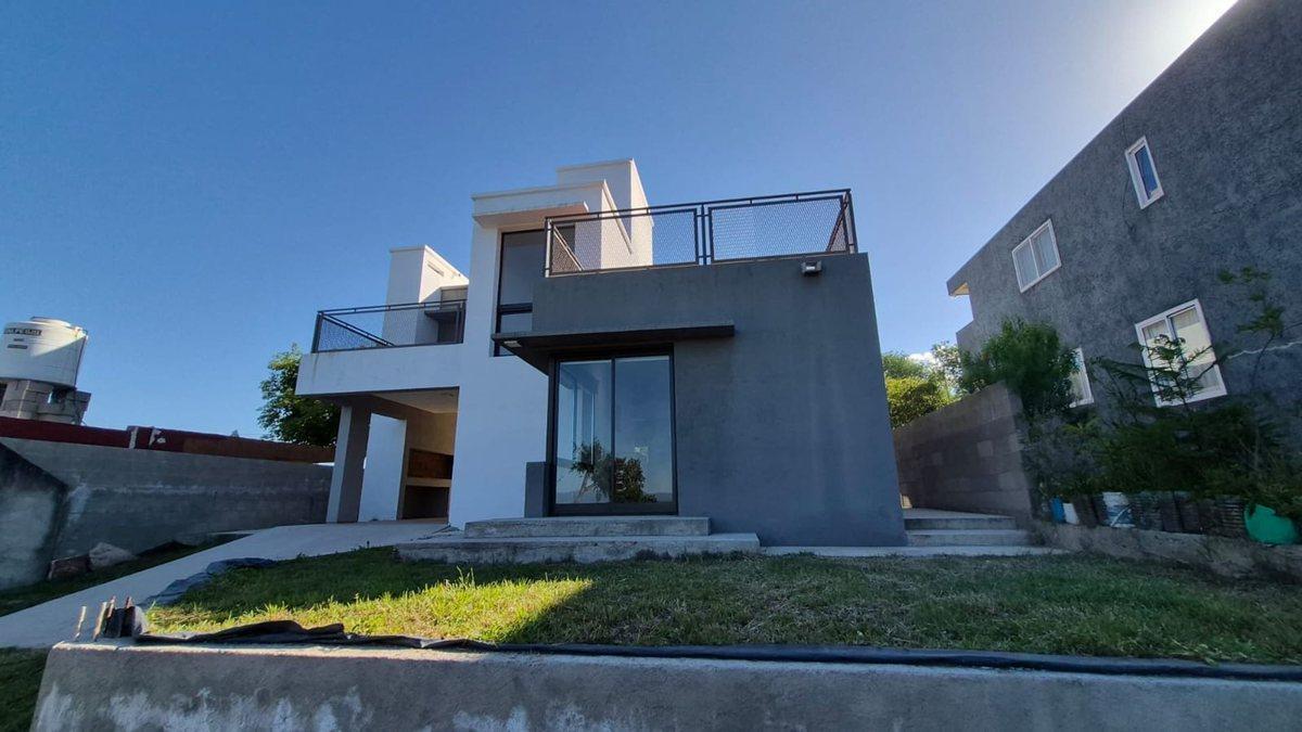 Foto de VENTA CASA DOS DORMIS TANTI, imagen 1