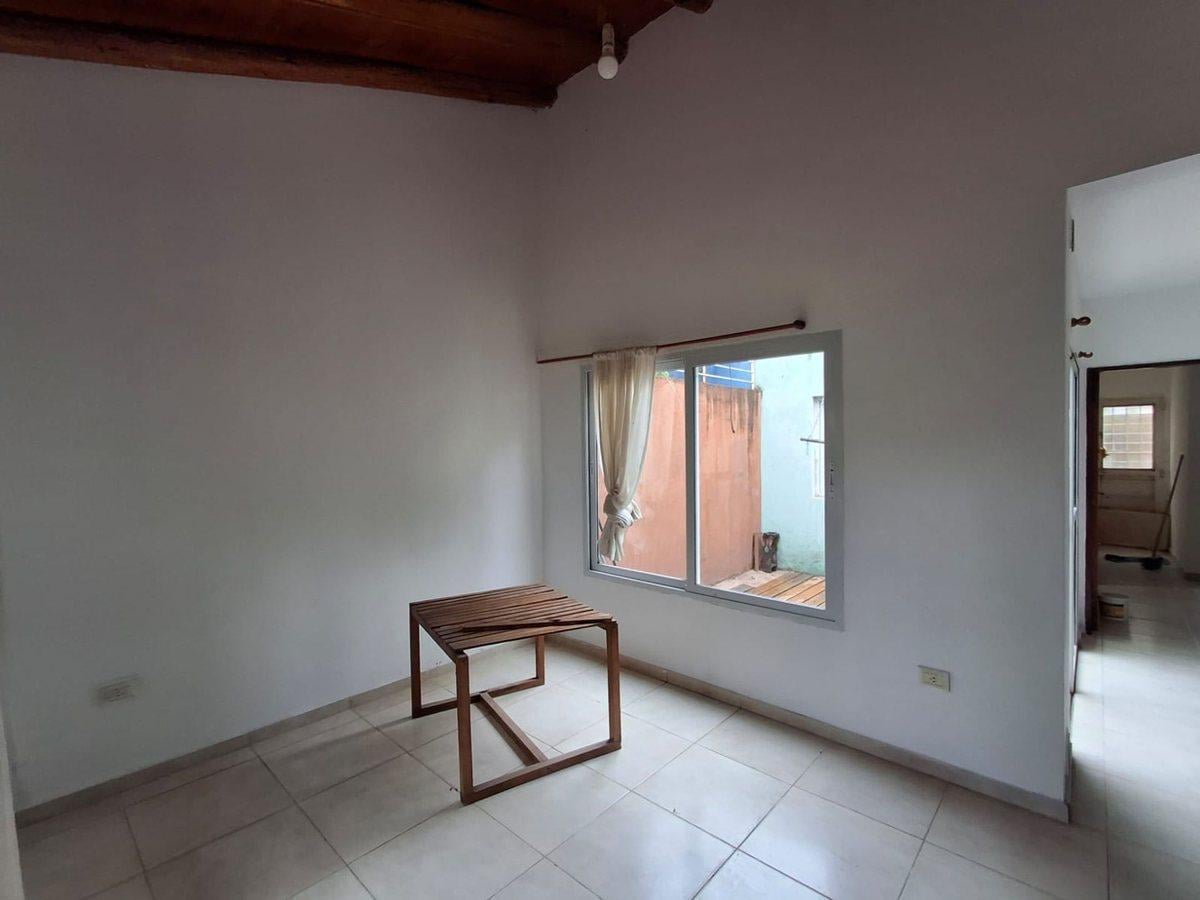 Foto de VENTA DUPLEX 2 DORM DEP LOMAS SUR VILLA ALLENDE, imagen 4
