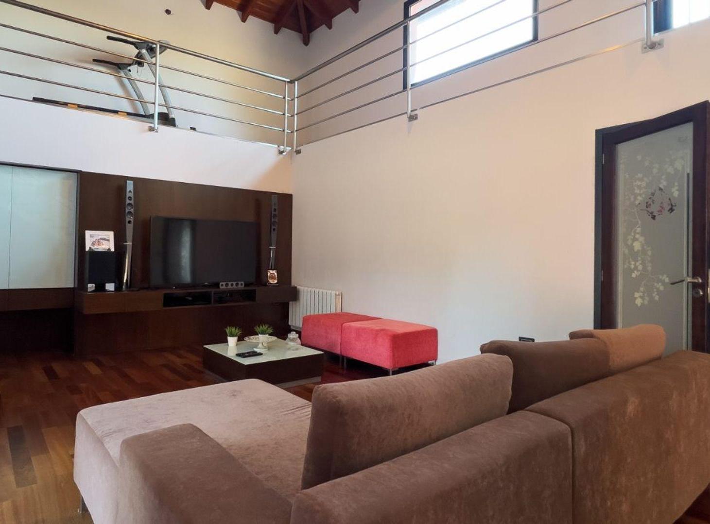 Foto de VENTA CASA 4 DORMITORIOS VILLA ALLENDE GOLF, imagen 5