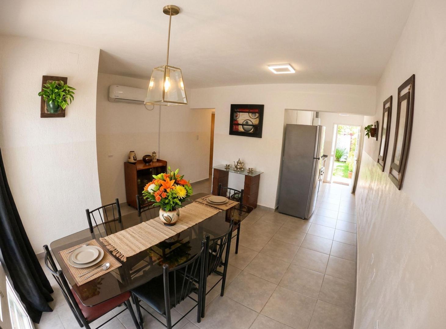Foto de VENTA CASA 1 DORMITORIO SALON QUINCHO PATIO, imagen 5