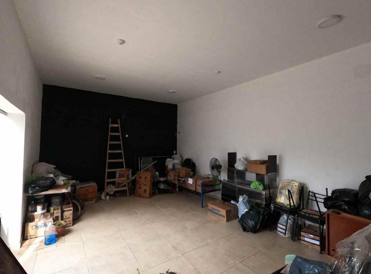 Foto de VENTA CASA 1 DORMITORIO SALON QUINCHO PATIO, imagen 1