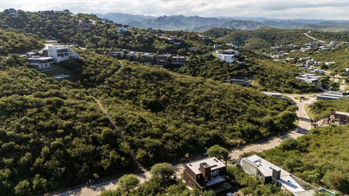 Foto de VENTA TERRENO 1139 M2 EN LA DESEADA PERMUTA, imagen 4