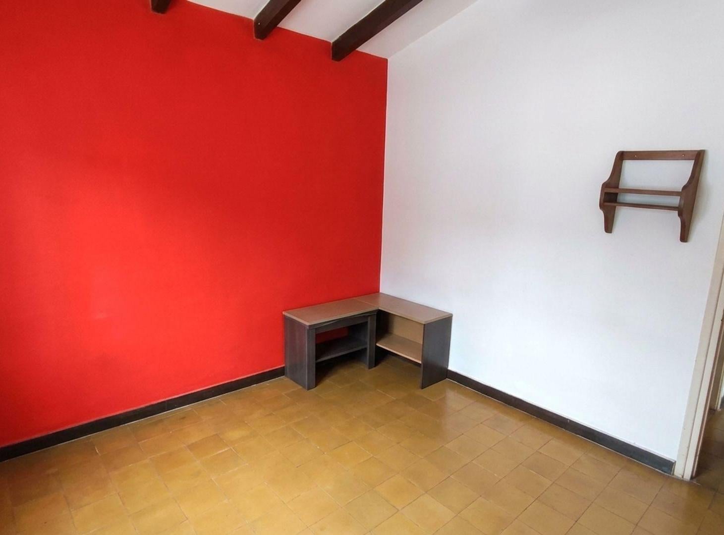 Foto de VENTA CASA 3 DORM CENTRO CARLOS PAZ A REFACCIONAR, imagen 1
