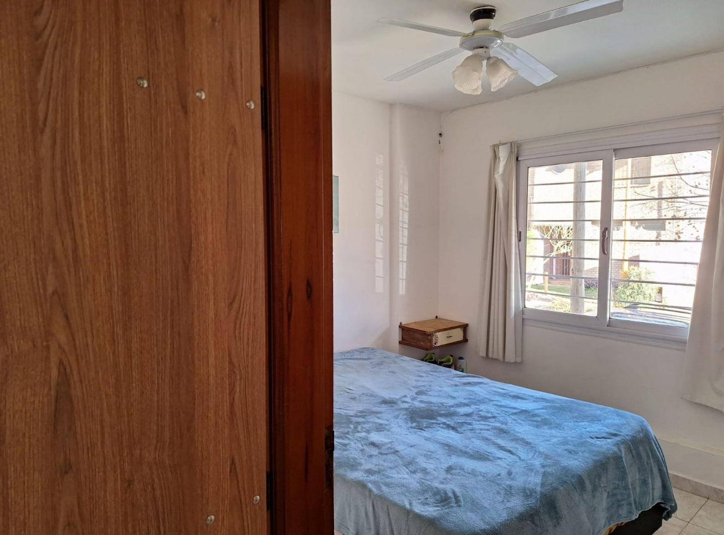 Foto de VENTA DE DPTO UN DORM Y COCHERA CENTRO CARLOS PAZ, imagen 3