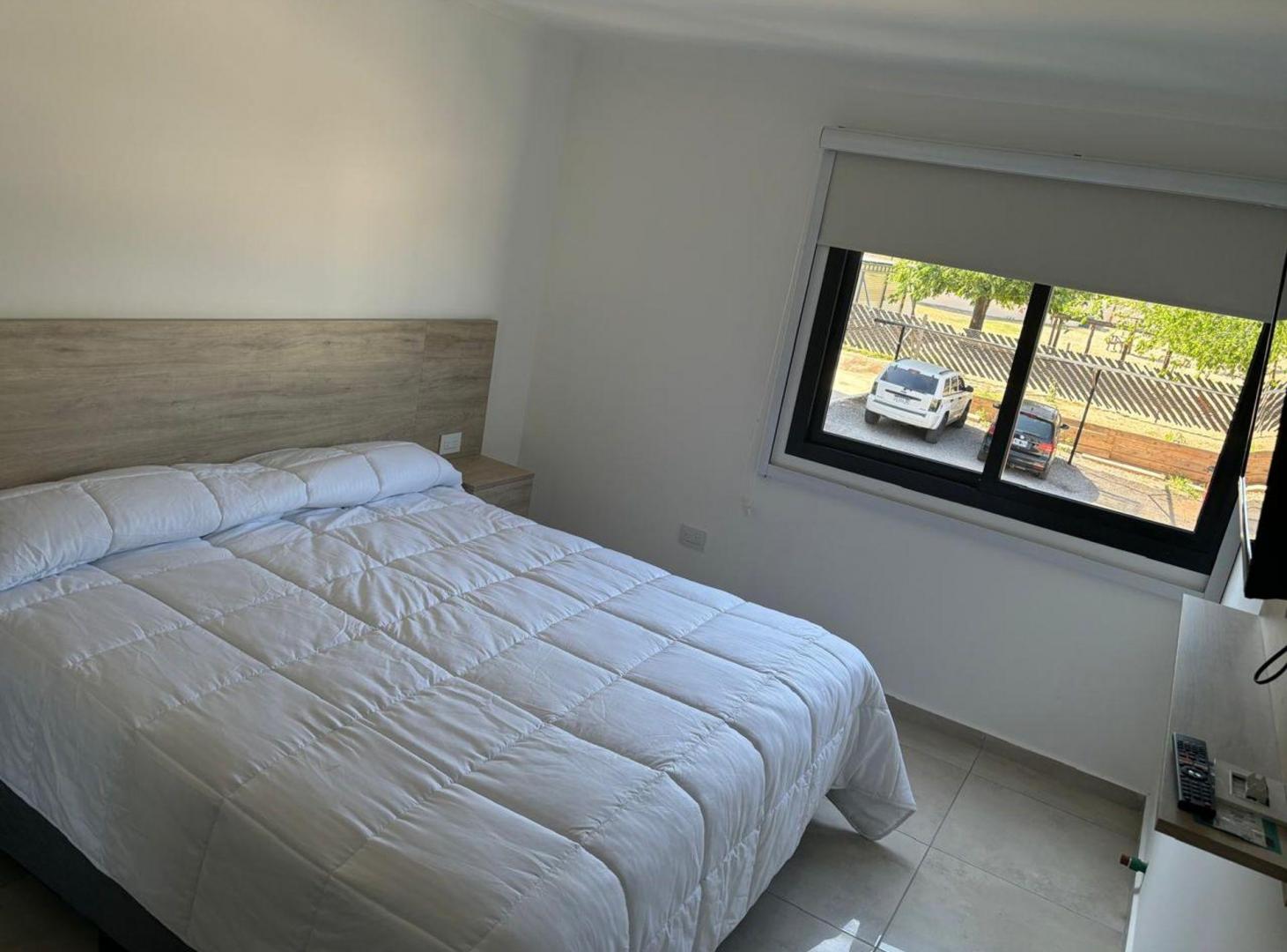 Foto de VENTA TRIPLEX VILLA CARLOS PAZ AMOBLADO MIRALEJOS, imagen 3