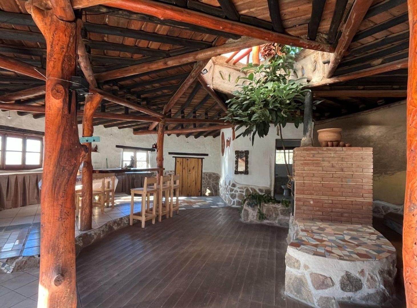 Foto de VENTA CASA DE MONTAÑA DE 2 DORM CON CAMPO 2 HECTS, imagen 3