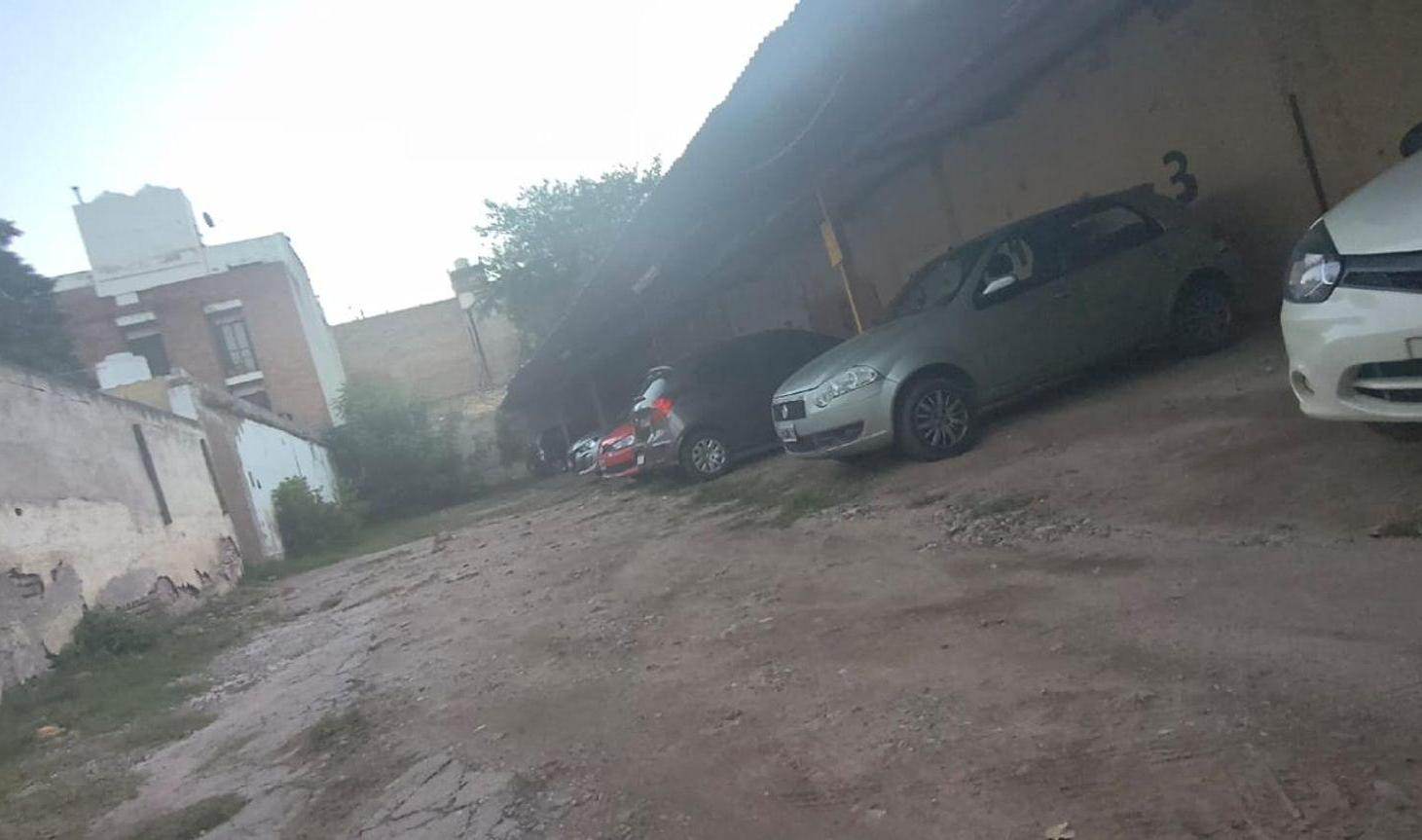 Foto de VENTA LOTE 300 M2 BARRIO JUNIORS A METROS GRAL PAZ, imagen 4