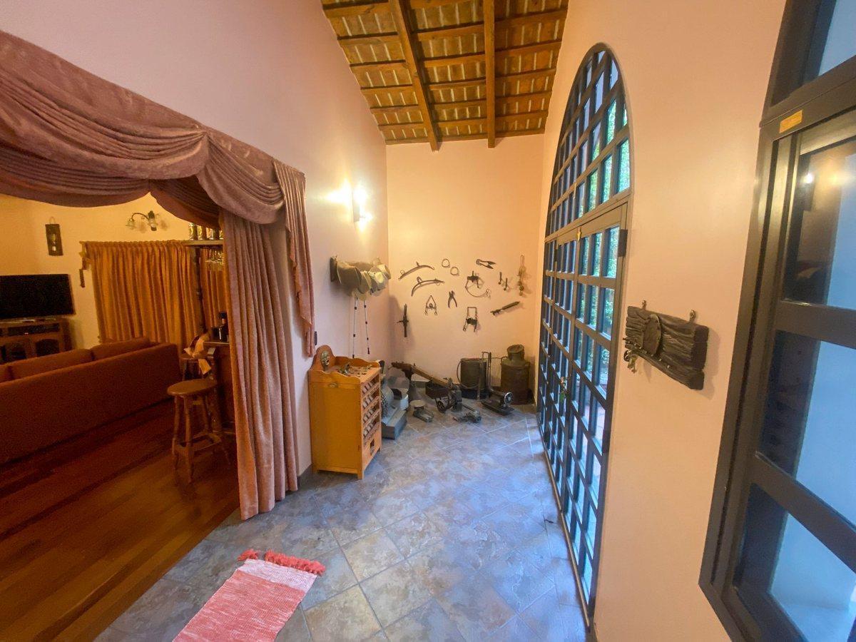 Foto de VENTA CASONA LA FALDA 2 HAS VILLA EDEN LA FALDA, imagen 2