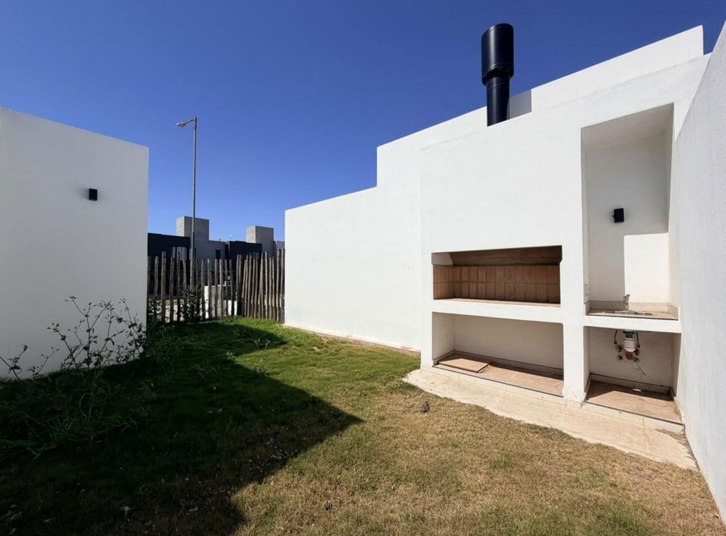 Foto de VENTA DUPLEX 2 DORM SAN IGNACIO VILLAGE, imagen 4