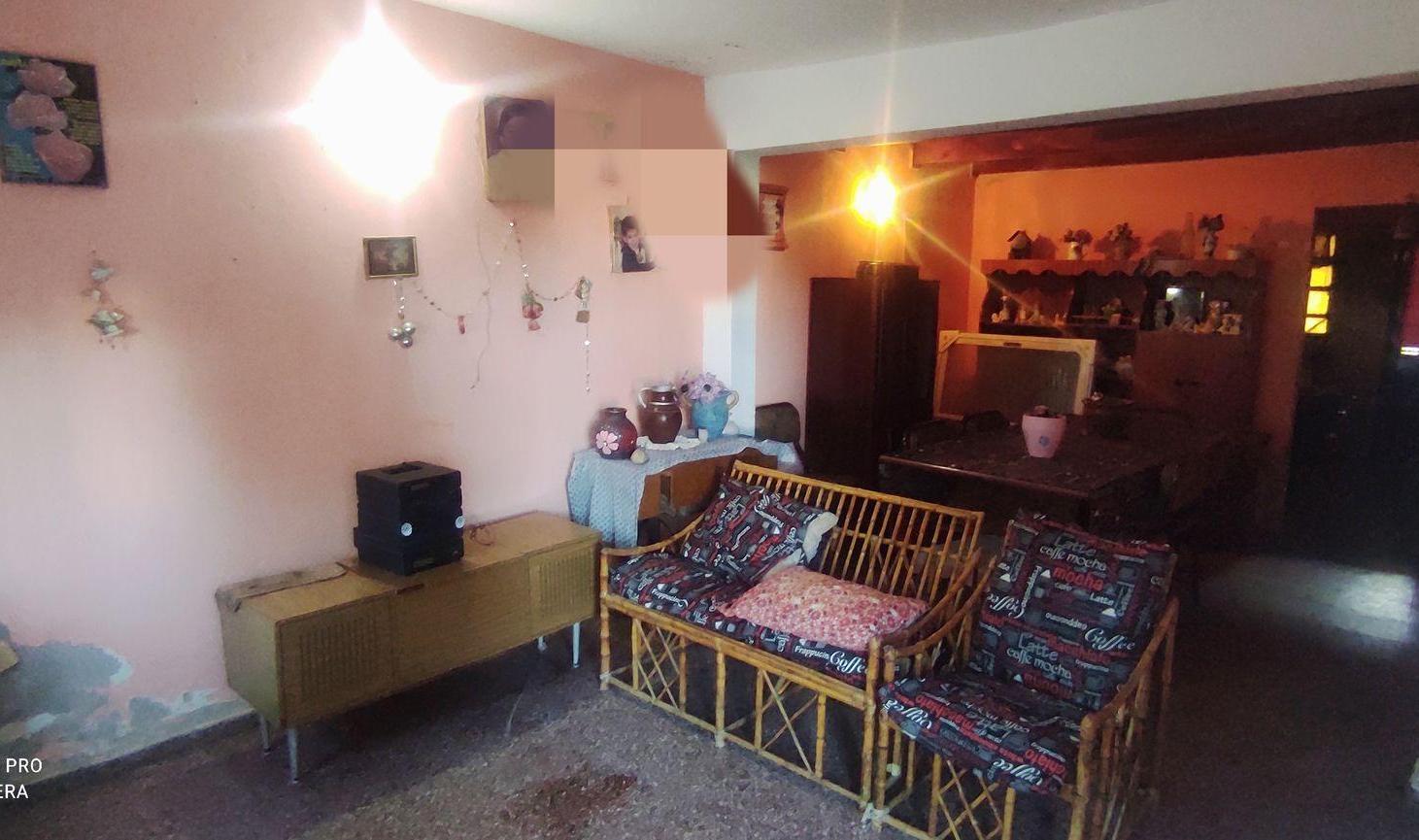 VENTA CASA MAS DEPARTAMENTO A REFACCIONAR