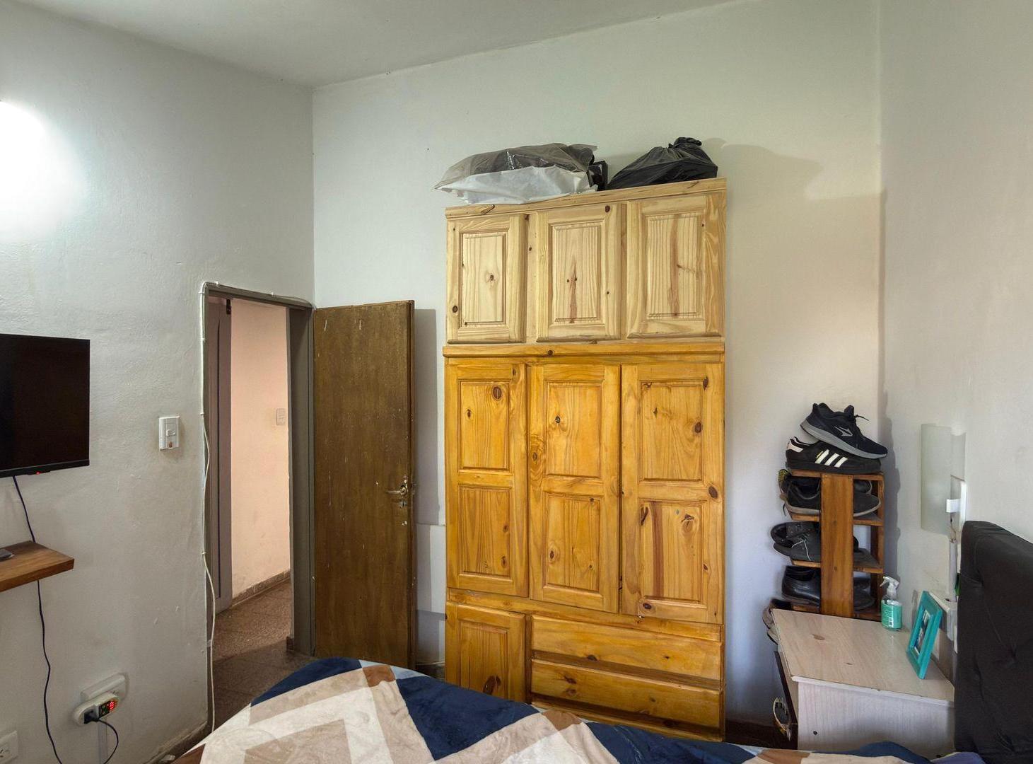 Foto de VENTA CASA 2 DORM INDUSTRIAL OESTE, imagen 3