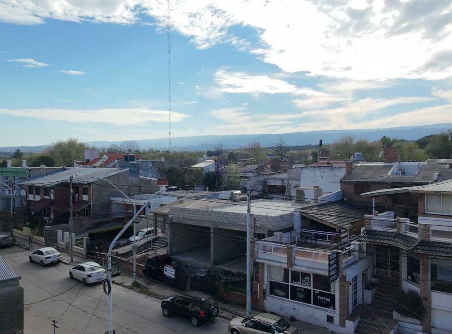 Foto de VENTA LOCALES EN MINA CLAVERO SOBRE AVENIDA, imagen 1