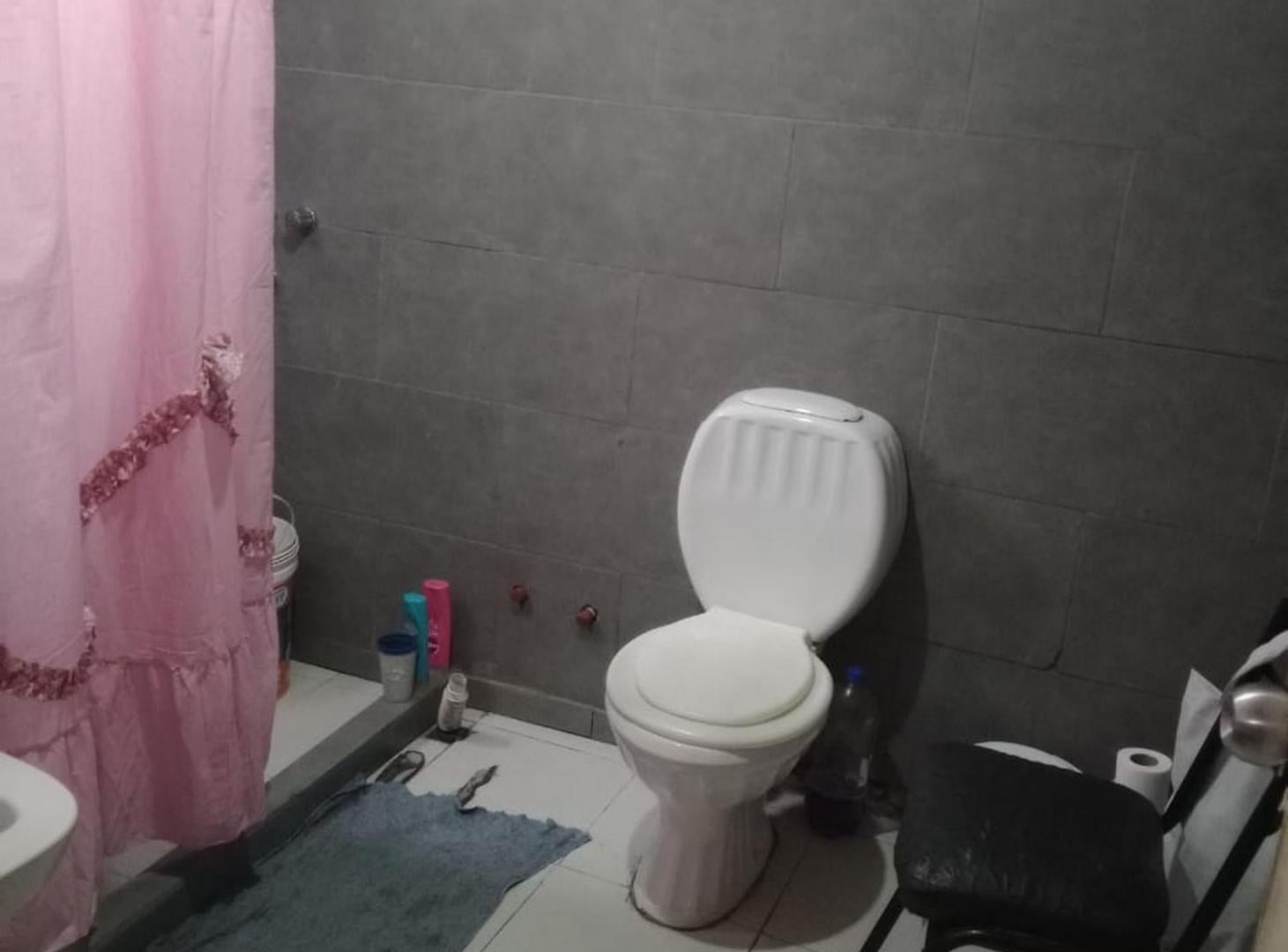 Foto de VENTA CASA 2 DORMITORIOS 2 BAÑOS AMPL MATIENZO, imagen 2