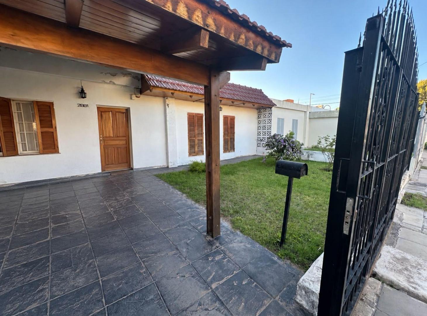 Foto de VENTA CASA EN GENERAL SAVIO 2 DORM APTA CRÉDITO, imagen 3